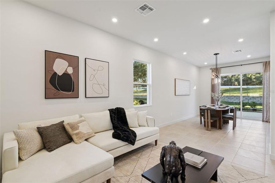 Furnished interior view inside a new home in , Lady Lake (Image 19).
