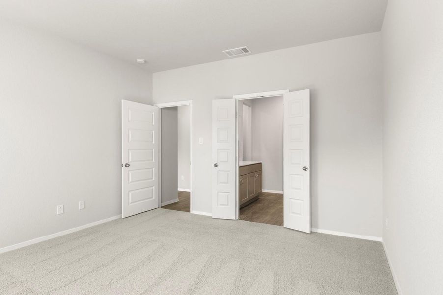 Spacious, unfurnished interior of a new home in Oaks at San Gabriel, Georgetown (Image 16). Spacious, unfurnished interior of a new home in Oaks at San Gabriel, Georgetown (Image 16).
