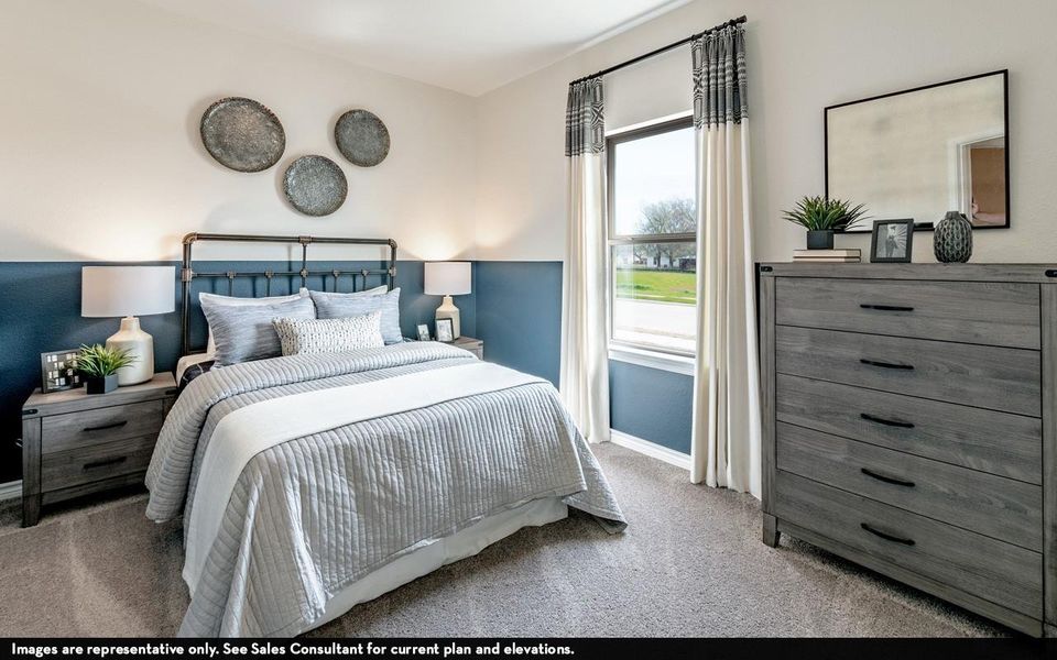 Furnished interior view inside a new home in Steed Landing, Texas City (Image 16).