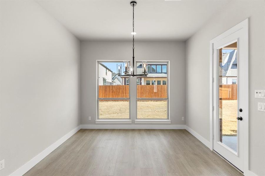 12. 14994 Chipping - Nook