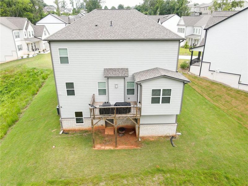 Exterior details and patio area of a home in , Auburn (Image 3).