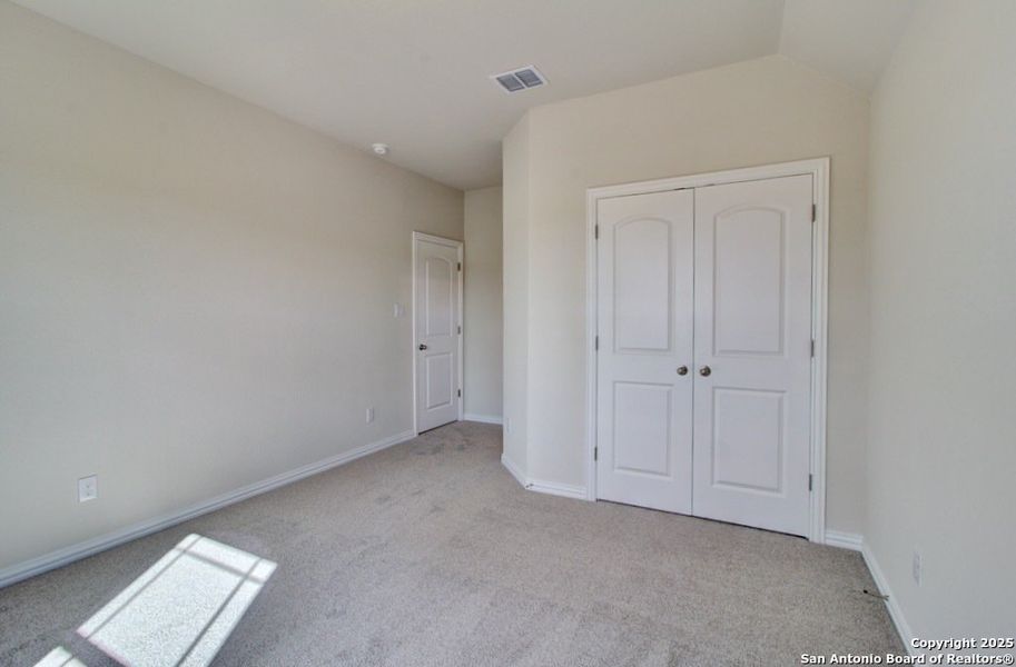 Spacious, unfurnished interior of a new home in The Crossvine, Schertz (Image 18). Spacious, unfurnished interior of a new home in The Crossvine, Schertz (Image 18).