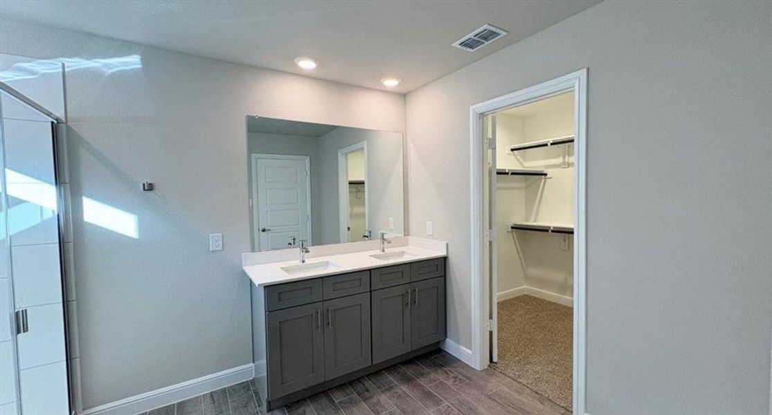 Furnished interior view inside a new home in Sandstone Estates, Granbury (Image 6). Furnished interior view inside a new home in Sandstone Estates, Granbury (Image 6).