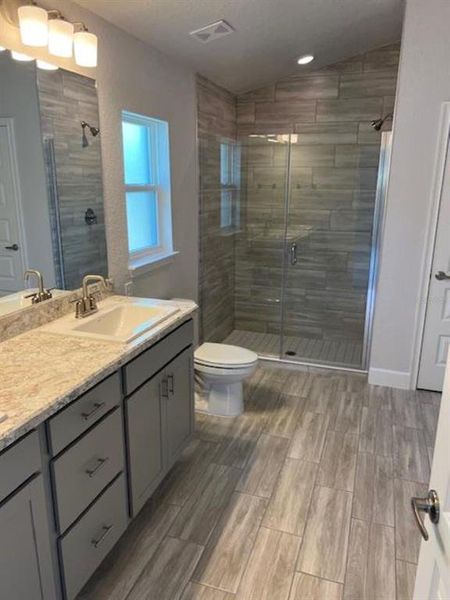 Furnished interior view inside a new home in West Oak, Ocala (Image 8).