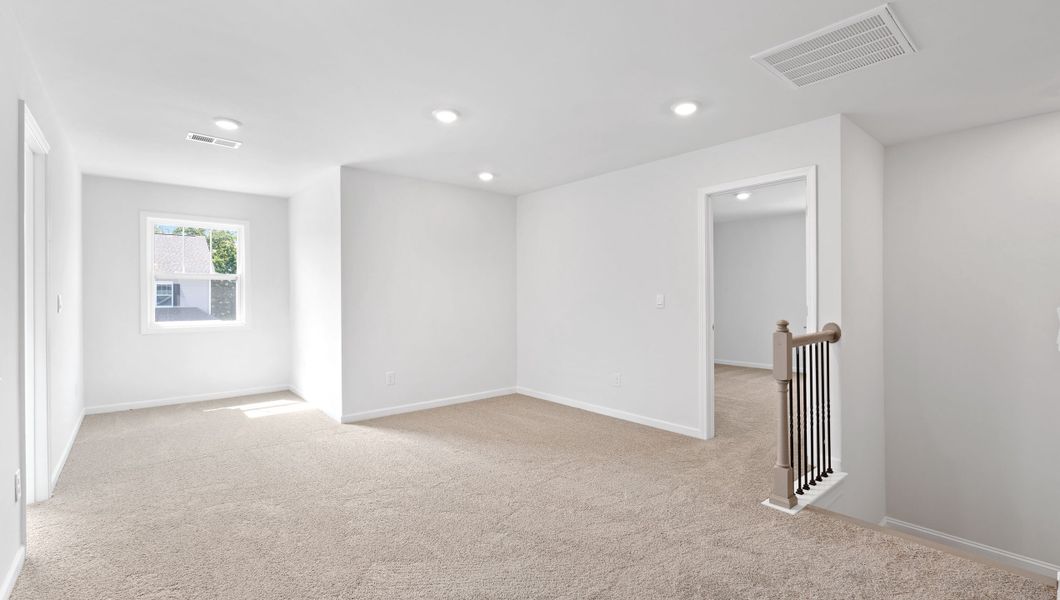 Spacious, unfurnished interior of a new home in Whitehawk Meadows, Travelers Rest (Image 28).