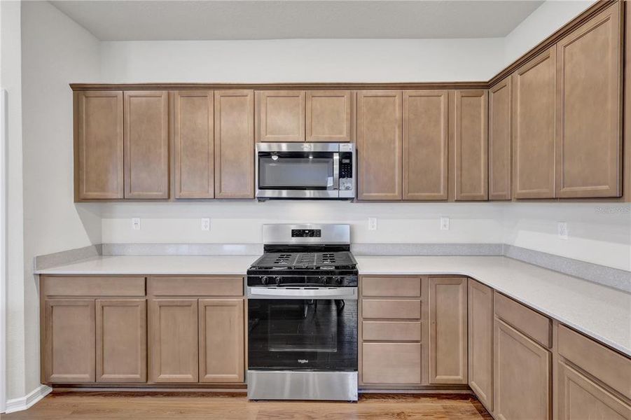 Furnished interior view inside a new home in , Winter Garden (Image 30).