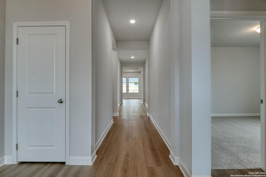 Spacious, unfurnished interior of a new home in The Heritage at Saddlebrook Ranch 70's, Schertz (Image 24). Spacious, unfurnished interior of a new home in The Heritage at Saddlebrook Ranch 70's, Schertz (Image 24).