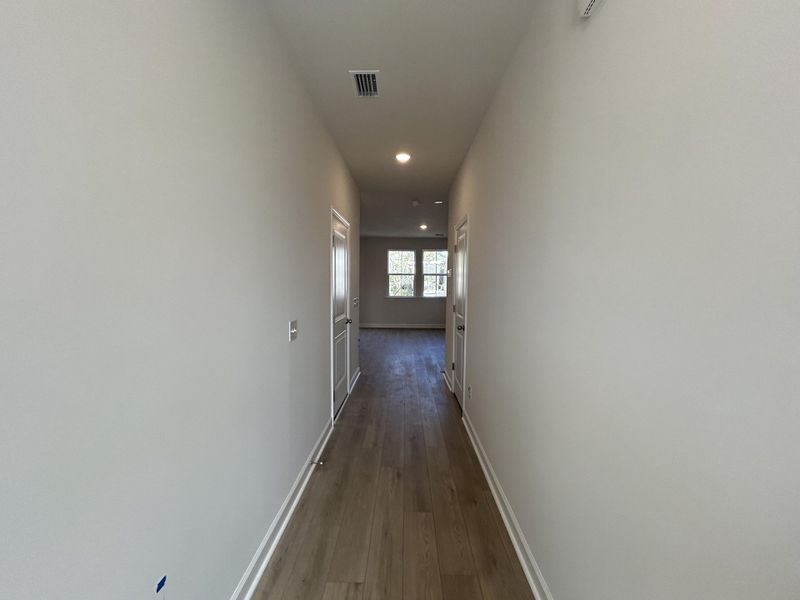Spacious, unfurnished interior of a new home in , Summerville (Image 15).
