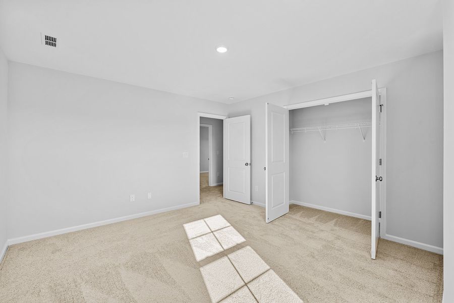 Spacious, unfurnished interior of a new home in Hanes Lake, Winston-Salem (Image 36).
