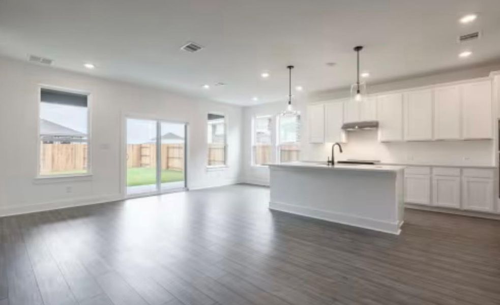 Image 12 of a home in .