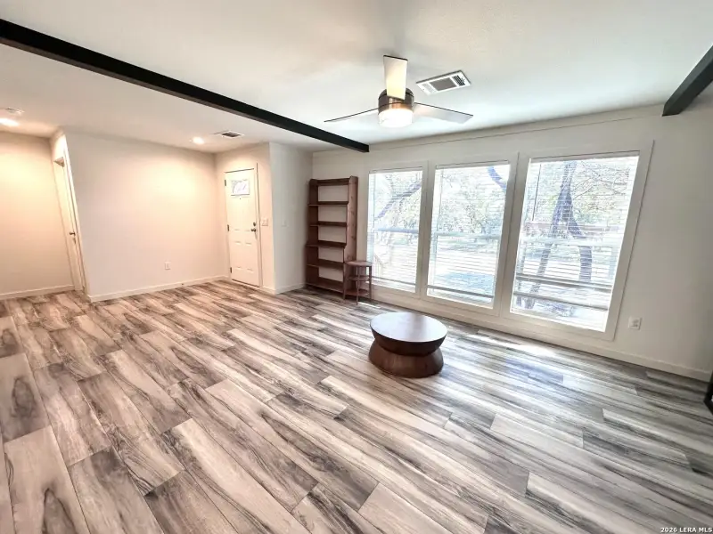 Spacious, unfurnished interior of a new home in , Lakehills (Image 24).