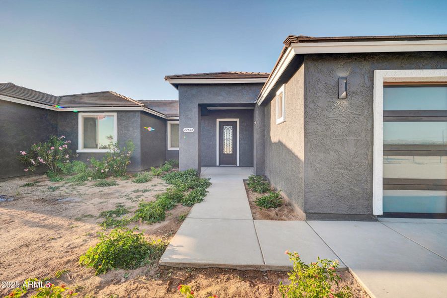 22548 W Huntington Dr-2_(2048) 22548 W Huntington Dr-2_(2048)