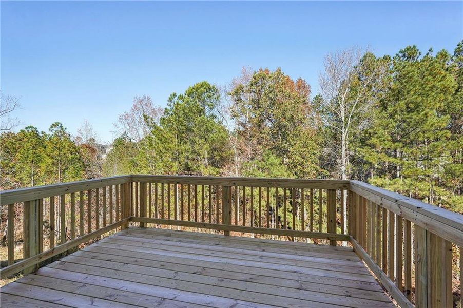 Natural landscape and outdoor views near Ivey Township in Dallas (Image 57).