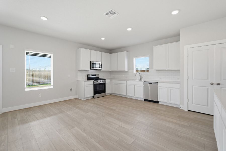 Furnished interior view inside a new home in Sunfield, Buda (Image 11).