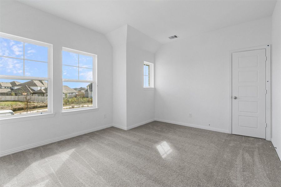 Spacious, unfurnished interior of a new home in Bridgeland Creekland Village, Cypress (Image 14).