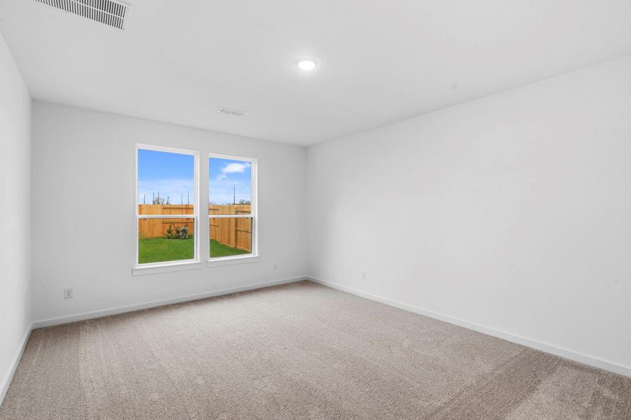Spacious, unfurnished interior of a new home in Sienna 45', 50', Missouri City (Image 21).