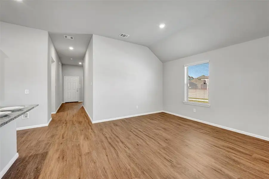 Spacious, unfurnished interior of a new home in Forest Park, Princeton (Image 35). Spacious, unfurnished interior of a new home in Forest Park, Princeton (Image 35).