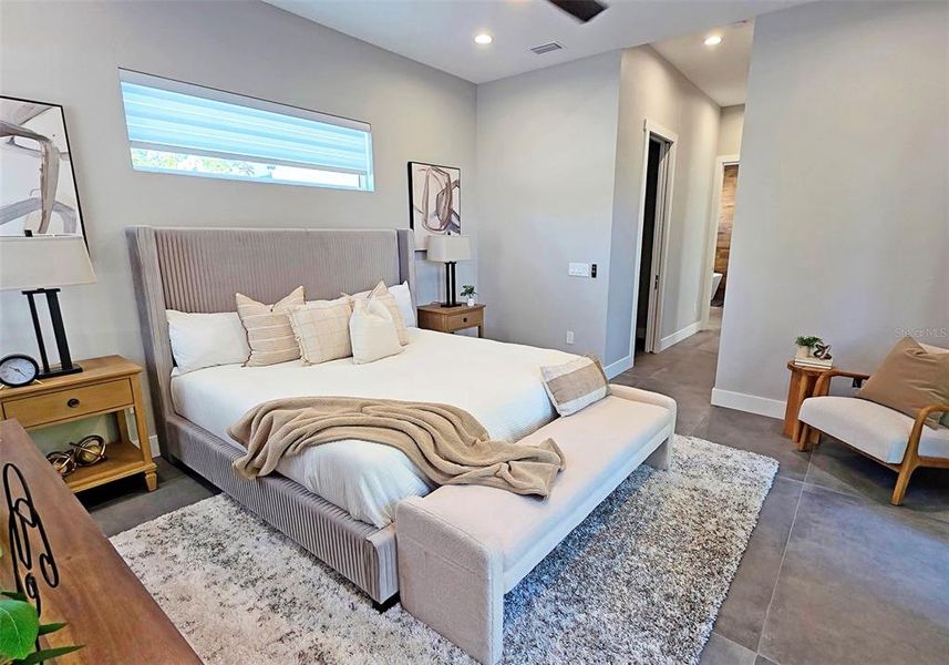 Furnished interior view inside a new home in , Sarasota (Image 65).