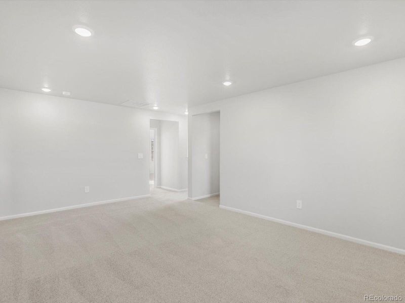 Spacious, unfurnished interior of a new home in , Windsor (Image 21).