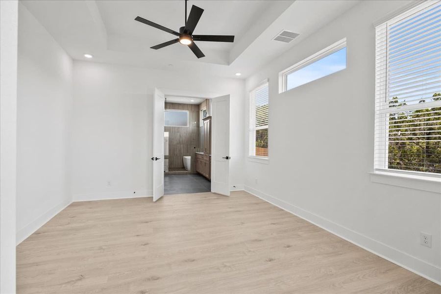 Spacious, unfurnished interior of a new home in Sweetwater, Austin (Image 28).