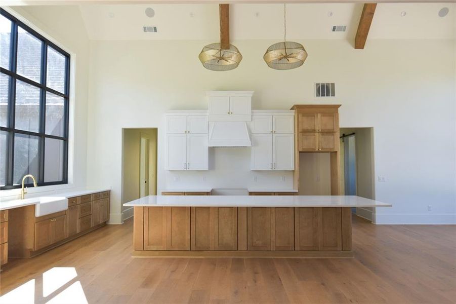 Furnished interior view inside a new home in , Bishop (Image 7).