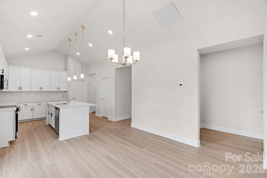 Spacious, unfurnished interior of a new home in , Monroe (Image 19).