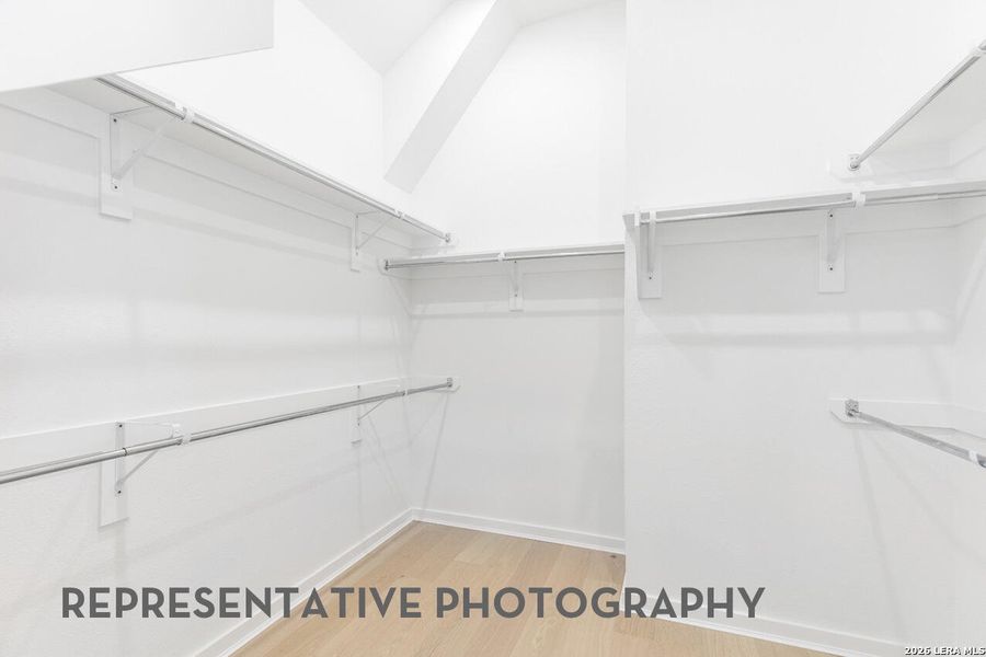 Spacious, unfurnished interior of a new home in The Ranches at Creekside, Boerne (Image 20).