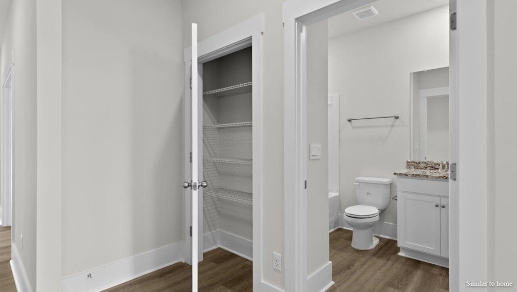 Image 36 of a home in Merchant Point. Image 36 of a home in Merchant Point.