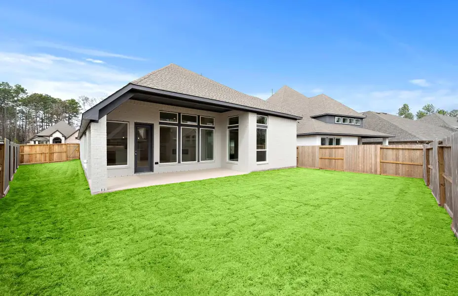 Representative exterior details of a home built from the 2406 by Ravenna Homes in The Highlands 55′, Porter (Image 4).