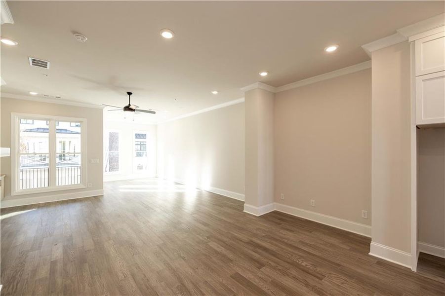 Spacious, unfurnished interior of a new home in Byers Park, Alpharetta (Image 31).