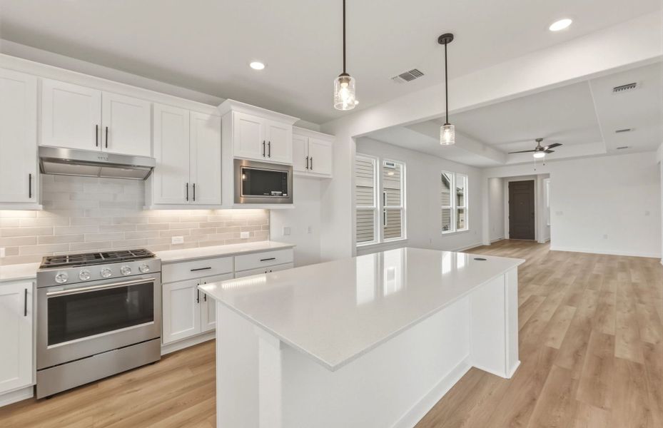 Furnished interior view inside a new home in Sun City Texas, Georgetown (Image 7).