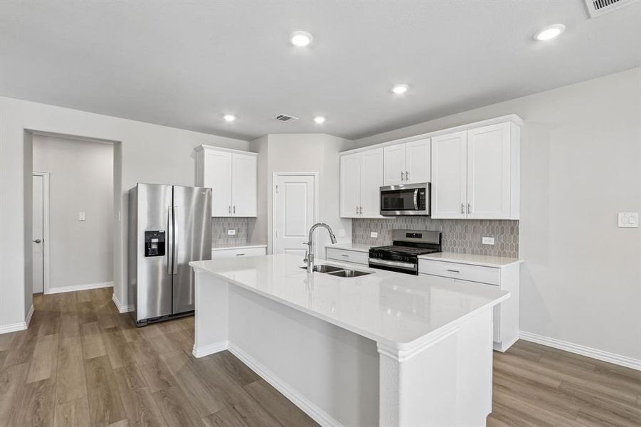 Furnished interior view inside a new home in Oak Ridge Park, Corinth (Image 7).