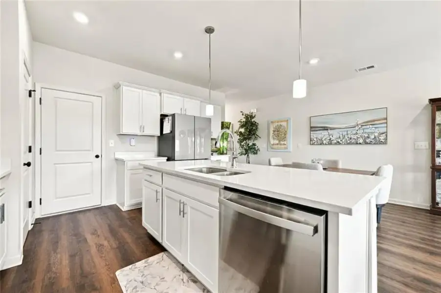 Furnished interior view inside a new home in , Jasper (Image 5).