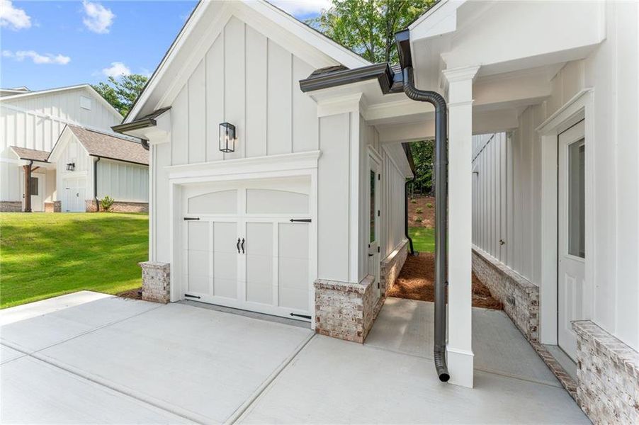 Exterior details and patio area of a home in Lanesborough, Marietta (Image 4).