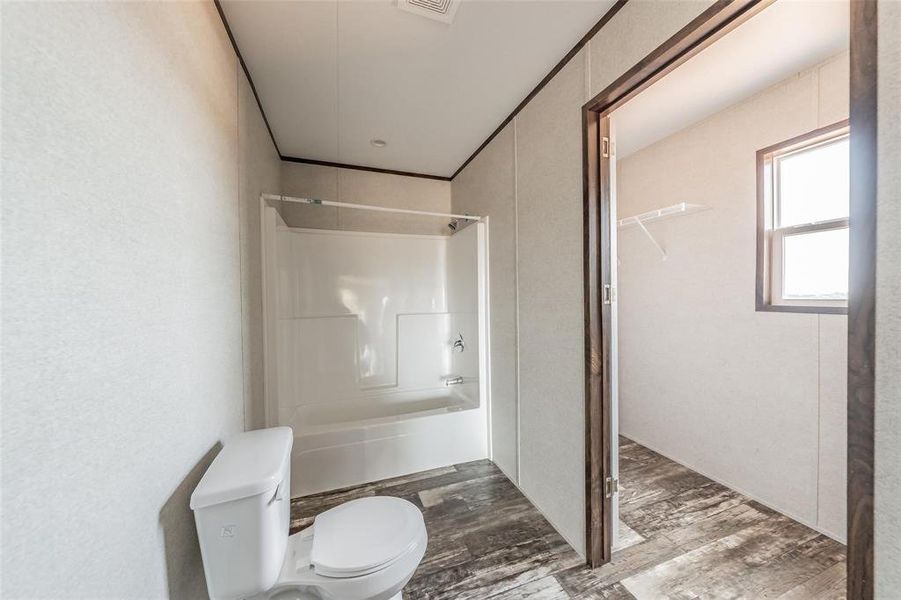 Image 33 of a home in . Image 33 of a home in .