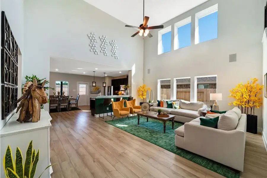 Furnished interior view inside a new home in McCain's Station, Gallatin (Image 6).