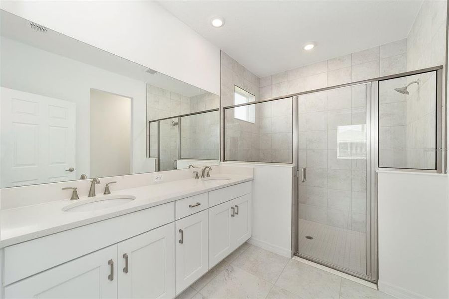 Furnished interior view inside a new home in Calesa Township, Ocala (Image 10).