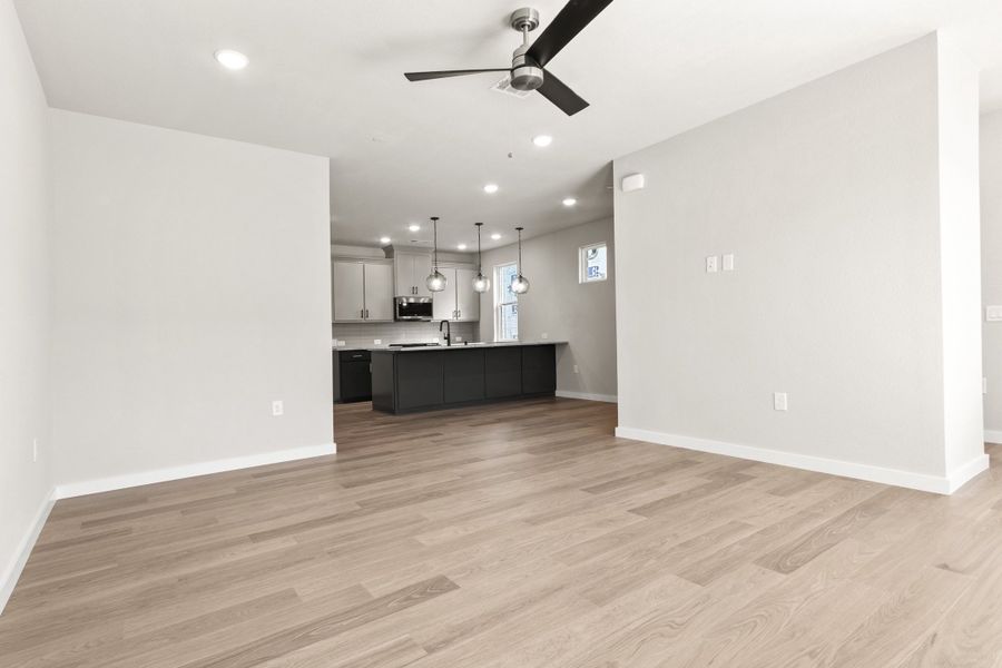 Spacious, unfurnished interior of a new home in Willow Grove Townhomes, Melissa (Image 20). Spacious, unfurnished interior of a new home in Willow Grove Townhomes, Melissa (Image 20).