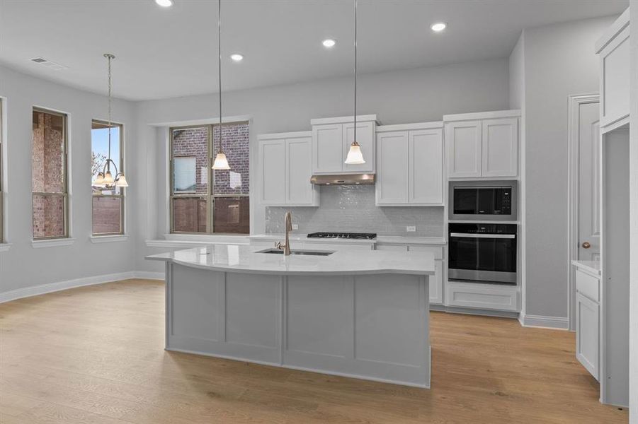 DAL_Painted Tree_Toledo Bend II_4112 Tuckerman Way (9)