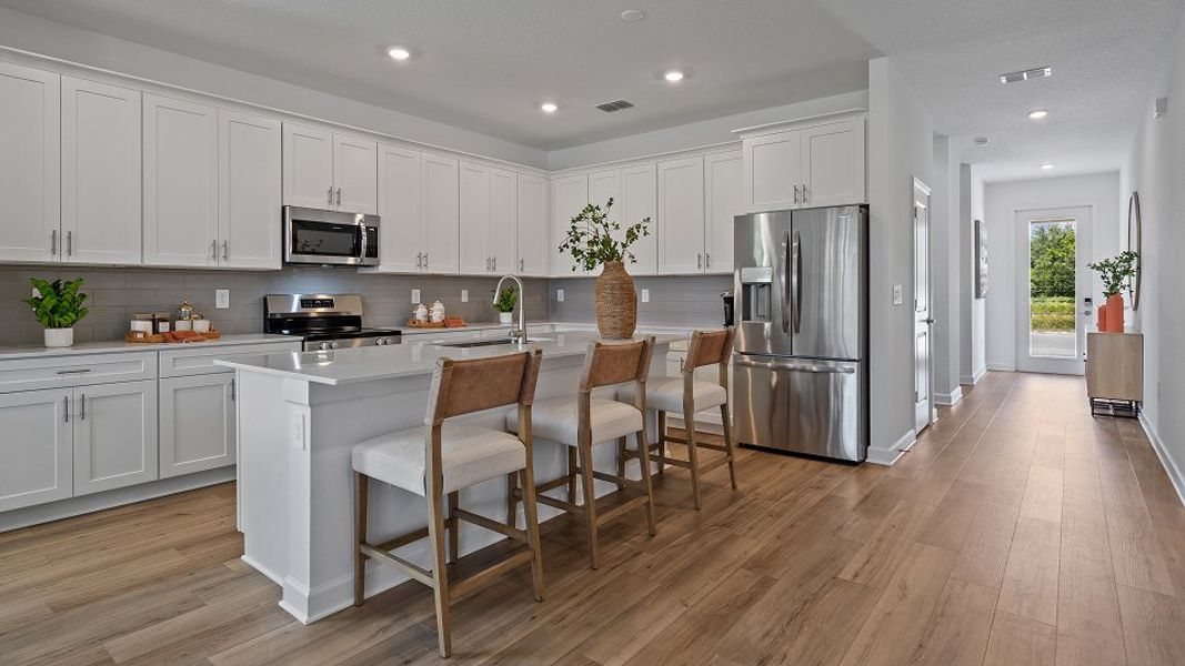 3275 Majesty Palm Kitchen 2of2 F1 7 28 25