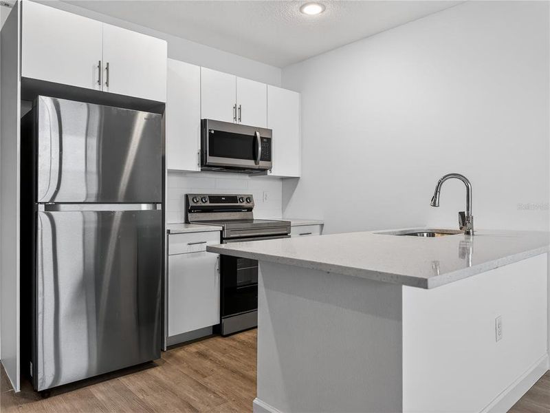 Furnished interior view inside a new home in , Davenport (Image 6).