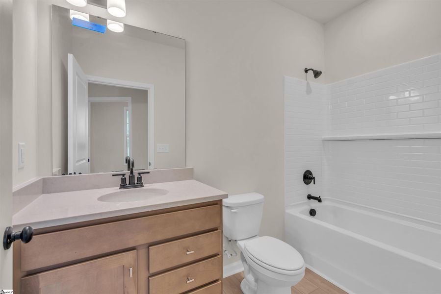 Furnished interior view inside a new home in Lynbrook, Boiling Springs (Image 5).