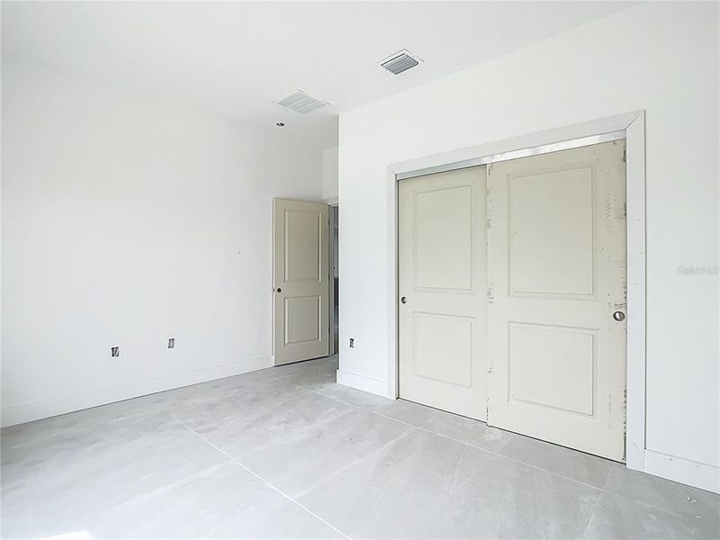 Spacious, unfurnished interior of a new home in , Port Charlotte (Image 27). Spacious, unfurnished interior of a new home in , Port Charlotte (Image 27).