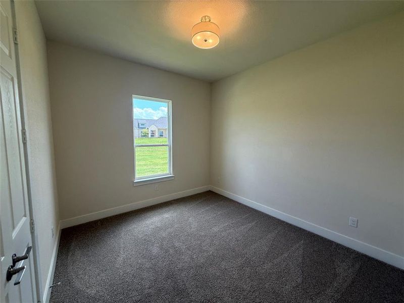 Spacious, unfurnished interior of a new home in , Weatherford (Image 15).