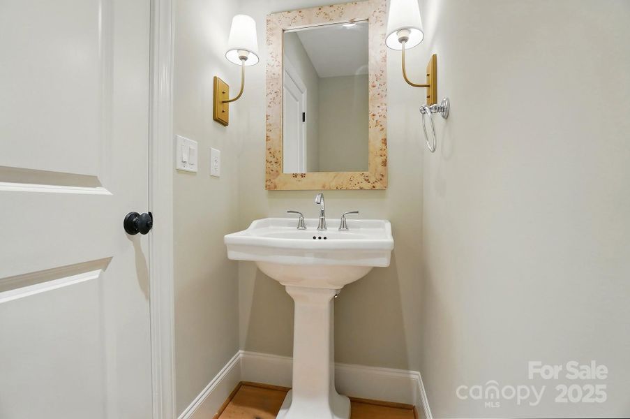 Powder Room Powder Room