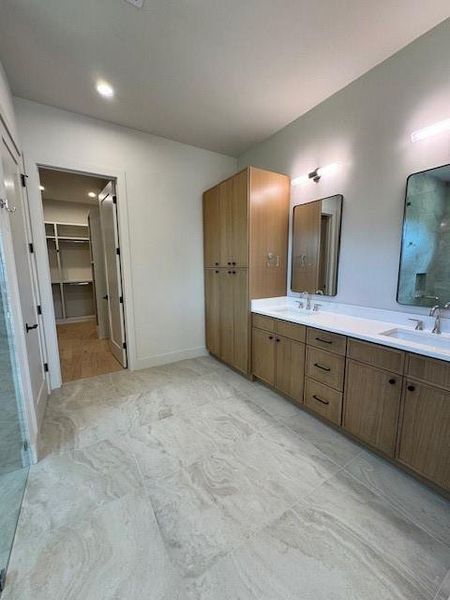 Image 15 of a home in .