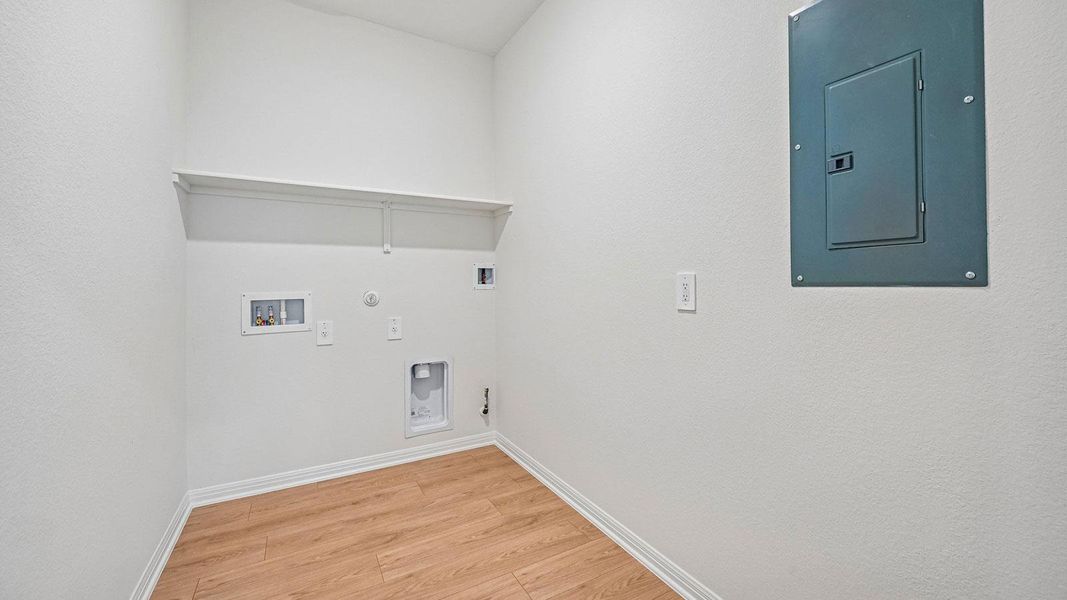 Spacious, unfurnished interior of a new home in Carillon, Manor (Image 18).