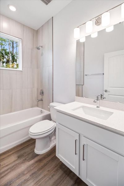 Furnished interior view inside a new home in , Palm Coast (Image 6).