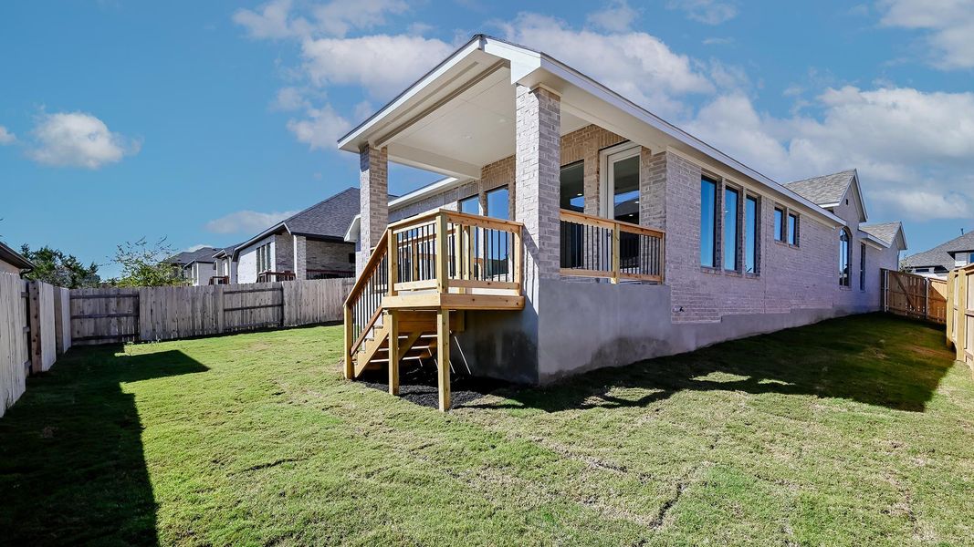 Exterior details and patio area of a home in La Cima 50', San Marcos (Image 4). Exterior details and patio area of a home in La Cima 50', San Marcos (Image 4).