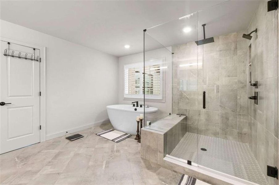 Furnished interior view inside a new home in , Conyers (Image 13).